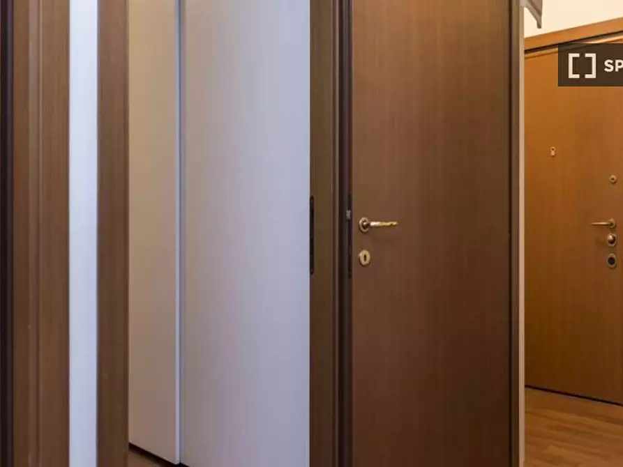 Immagine 17 di Camera condivisa in affitto  in Via Polesine a Milano