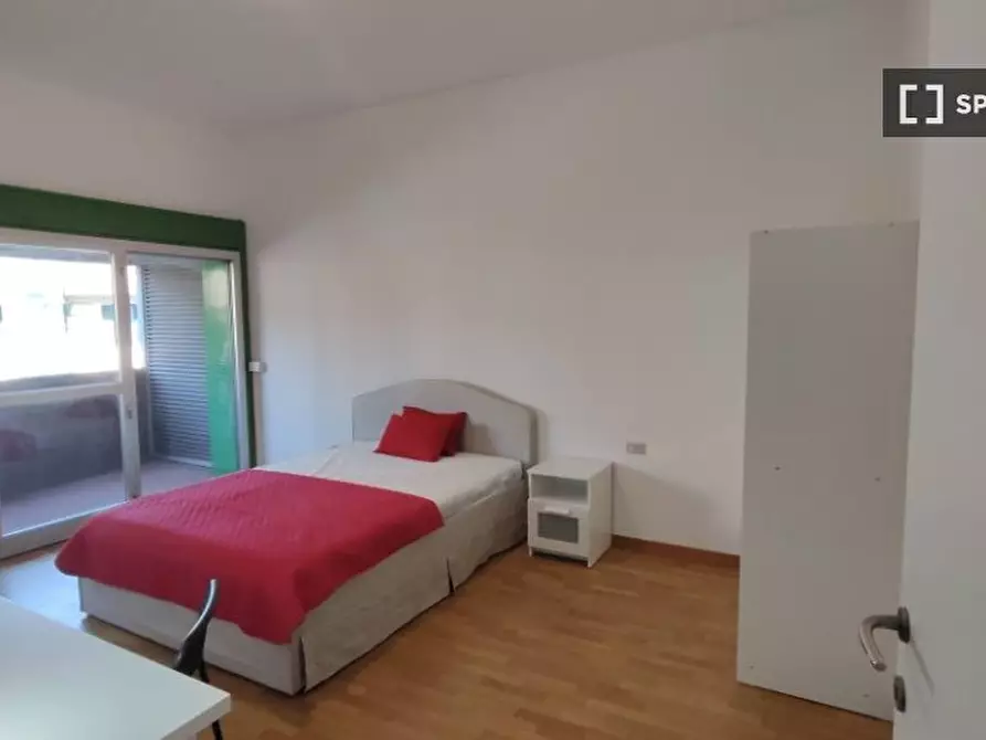 Immagine 1 di Camera condivisa in affitto  in Via del Ponte all'Asse a Firenze