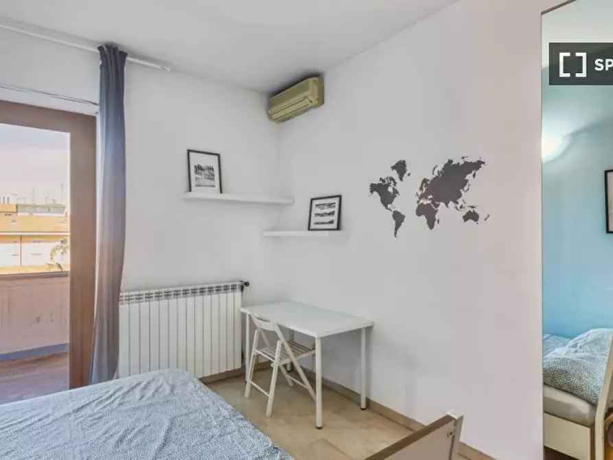 Immagine 19 di Camera condivisa in affitto  in Via Orti a Milano