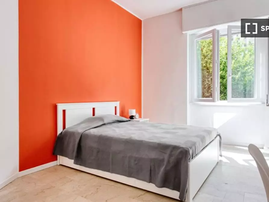 Immagine 2 di Camera condivisa in affitto  in Via Maniago a Milano