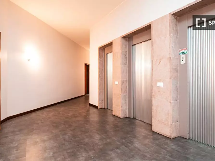 Immagine 5 di Appartamento in affitto  in Via della Chiusa a Milano