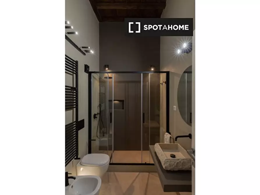 Immagine 19 di Appartamento in affitto  in P.za di Pietra a Roma