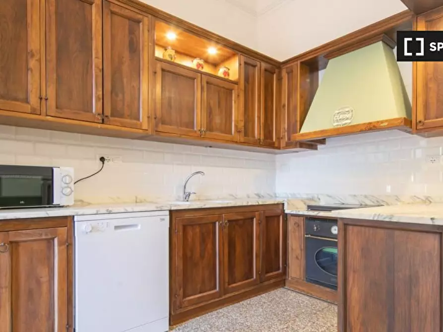 Immagine 2 di Appartamento in affitto  in Viale Fratelli Rosselli a Firenze