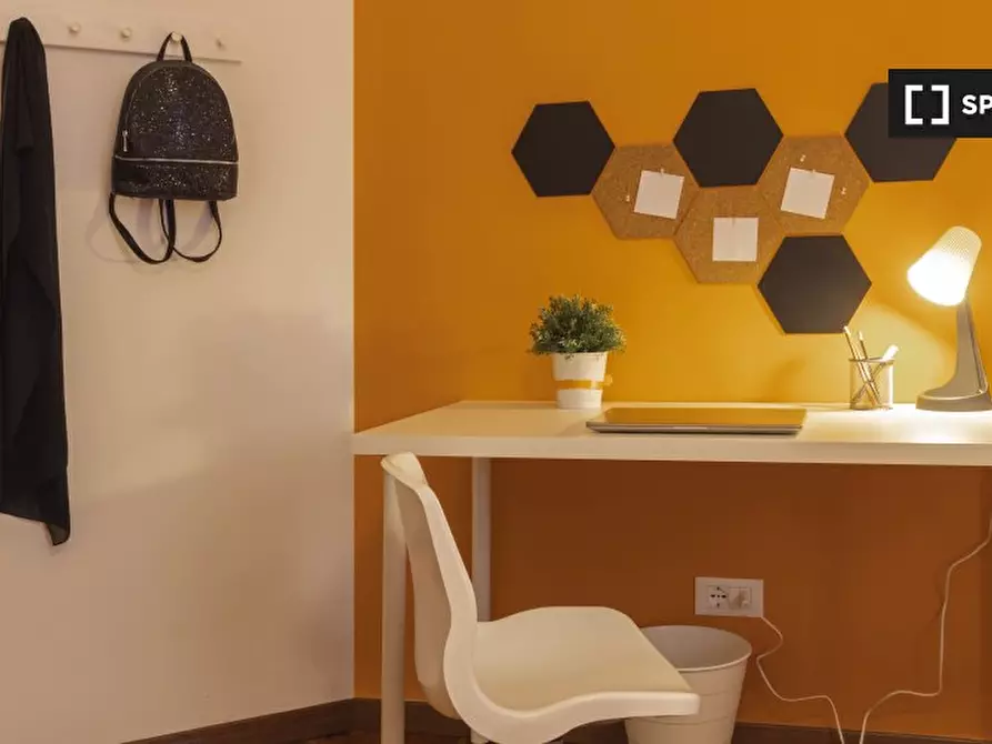 Immagine 5 di Camera condivisa in affitto  in Via Stefano Maria Clemente a Torino