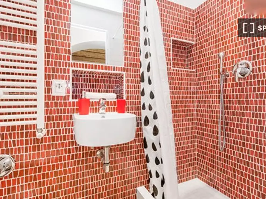 Immagine 5 di Ufficio in affitto  in Via Statilia a Roma