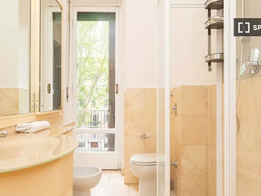 Immagine 14 di Camera condivisa in affitto  in Viale Emilio Caldara a Milano