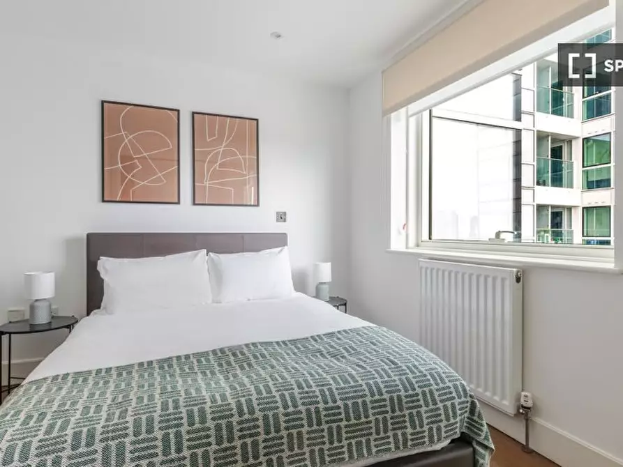 Immagine 10 di Appartamento in affitto  in Whitechapel High St a Poplar