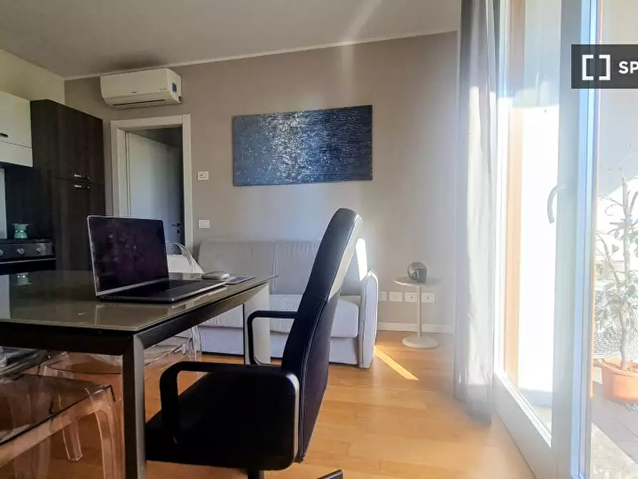 Immagine 4 di Appartamento in affitto  in Via degli Umiliati a Milano