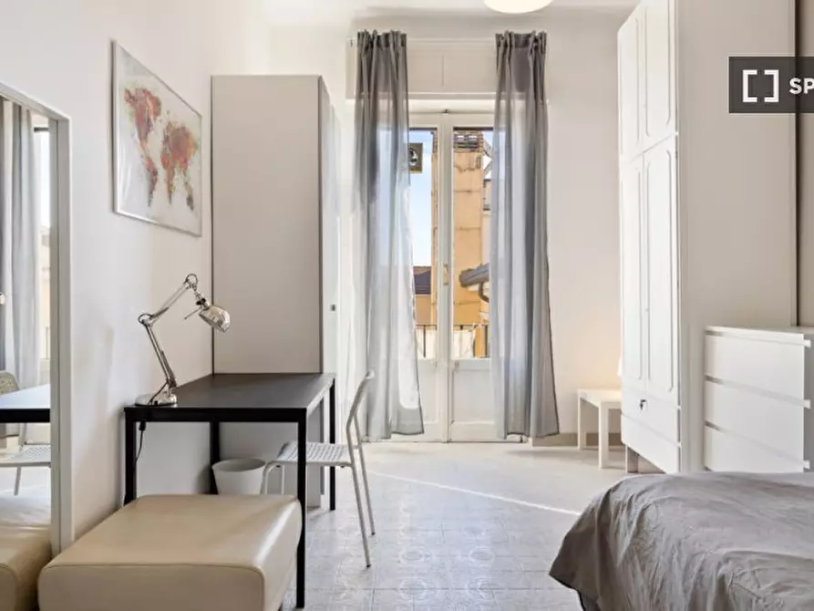 Immagine 2 di Camera condivisa in affitto  in Viale Piceno a Milano