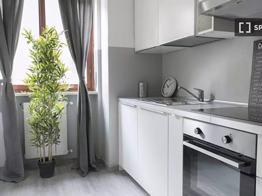 Immagine 13 di Camera condivisa in affitto  in Via Orti a Milano