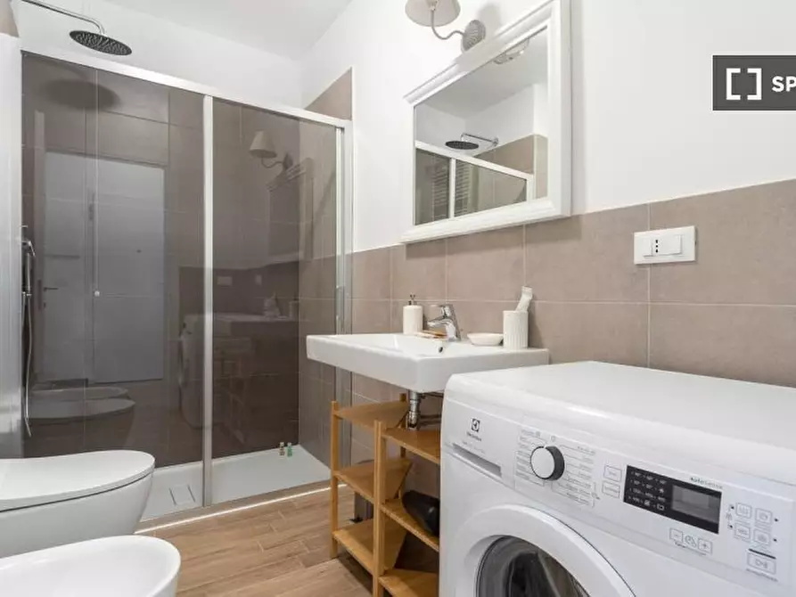 Immagine 2 di Appartamento in affitto  in Via Giuseppe Massarenti a Bologna