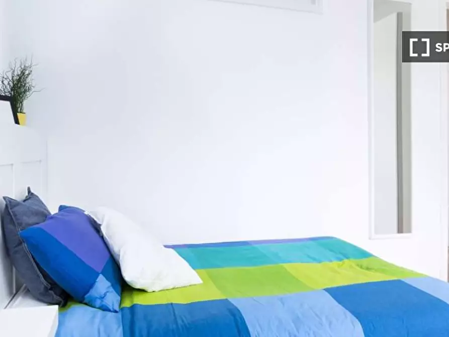 Immagine 4 di Camera condivisa in affitto  in Viale Carlo Espinasse a Milano