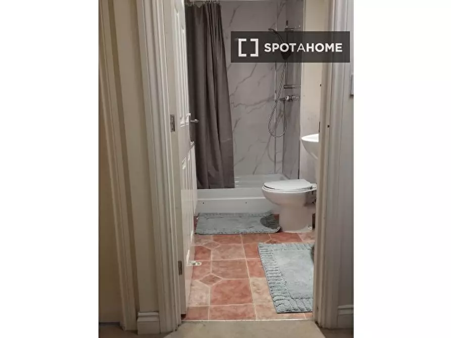 Immagine 7 di Camera condivisa in affitto  in Ambleside a 