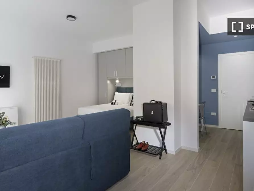 Immagine 3 di Appartamento in affitto  in Viale Giustiniano Imperatore a Roma