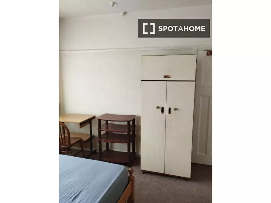 Immagine 2 di Camera condivisa in affitto  in Stockport Rd a Lambeth
