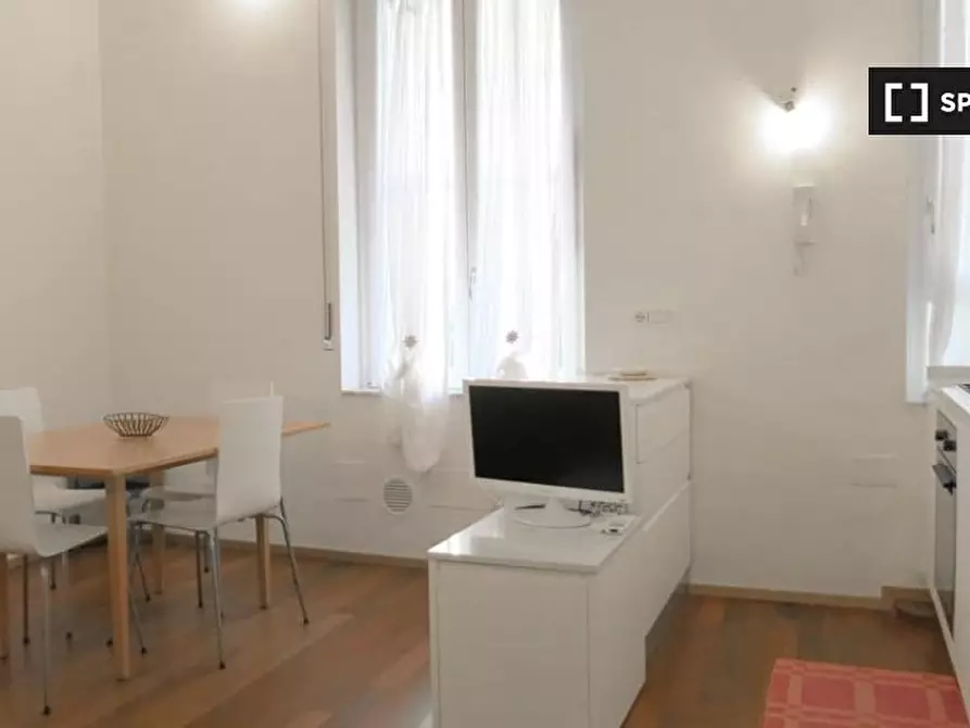 Immagine 3 di Appartamento in affitto  in Via Giambellino a Milano