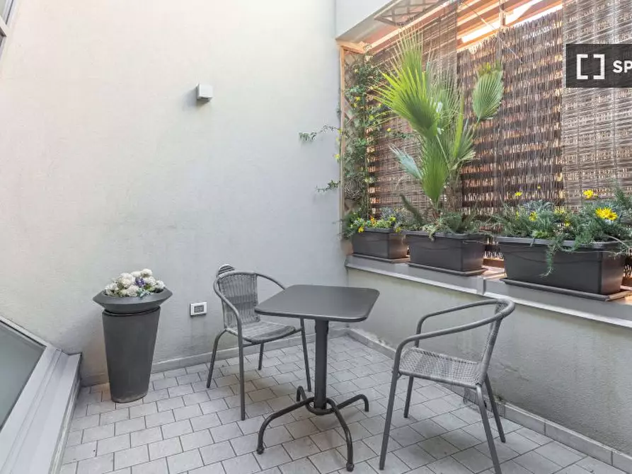 Immagine 5 di Appartamento in affitto  in Via Andrea Costa a Bologna