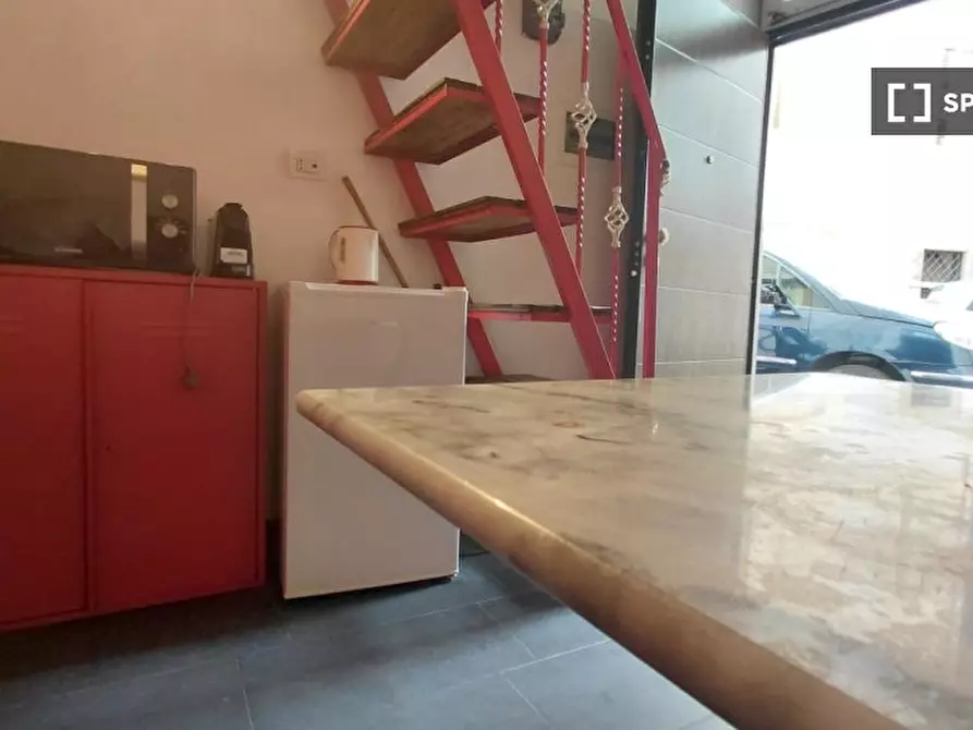 Immagine 10 di Ufficio in affitto  in Vicolo dei Modelli a Roma