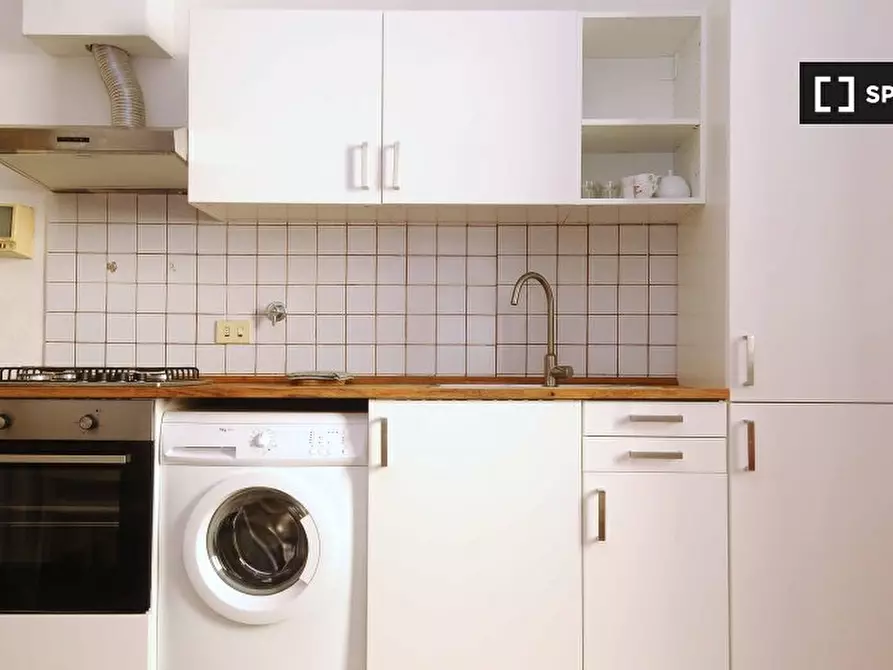 Immagine 7 di Appartamento in affitto  in Lungarno Amerigo Vespucci a Firenze