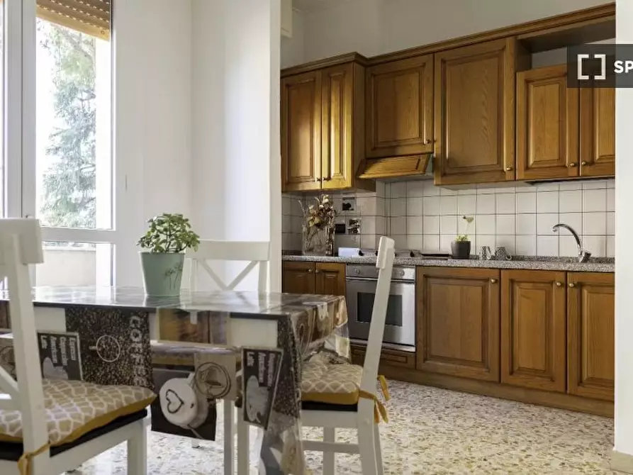 Immagine 8 di Camera condivisa in affitto  in Via Amos Cassioli a Firenze