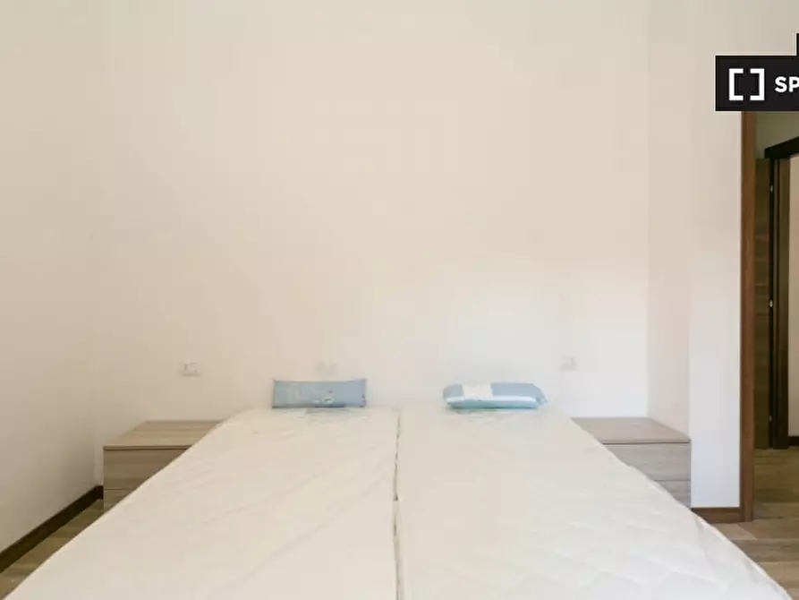 Immagine 3 di Camera condivisa in affitto  in Via Umberto Fogagnolo a Sesto San Giovanni