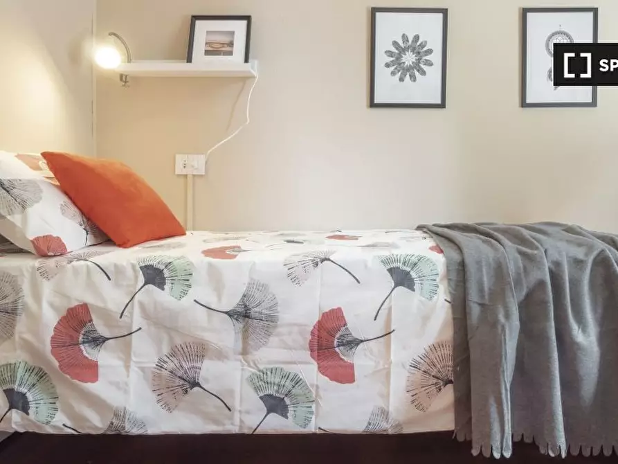 Immagine 10 di Camera condivisa in affitto  in Via Principi d'Acaja a Torino