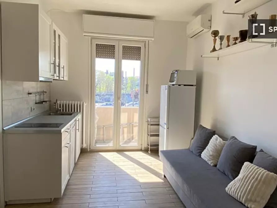 Immagine 16 di Appartamento in affitto  in Viale Cassala a Milano