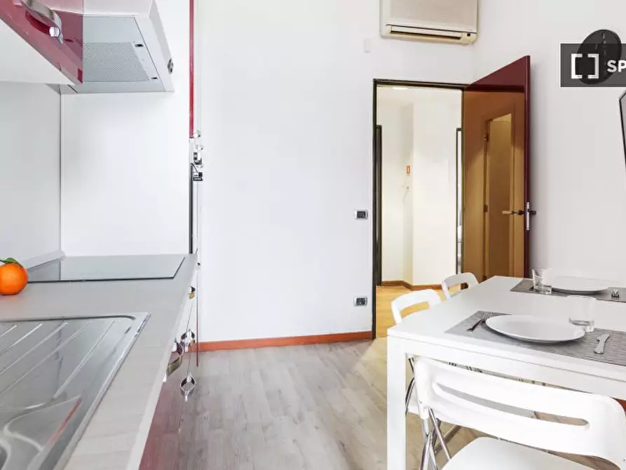 Immagine 13 di Camera condivisa in affitto  in Via Dei Gracchi a Milano