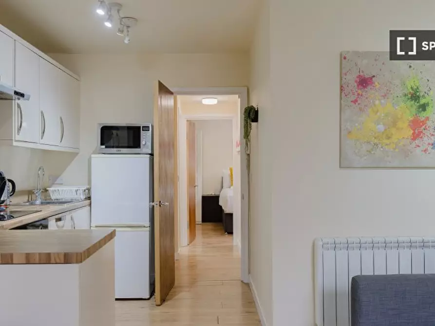 Immagine 13 di Appartamento in affitto  in A Globe Rd a Poplar