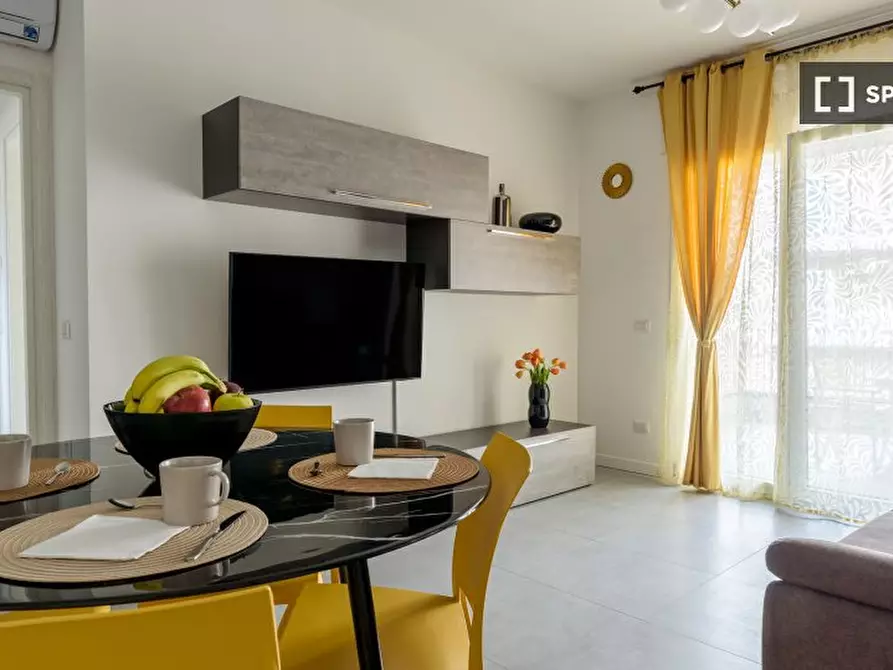 Immagine 12 di Appartamento in affitto  in Via delle Mimose a Roma