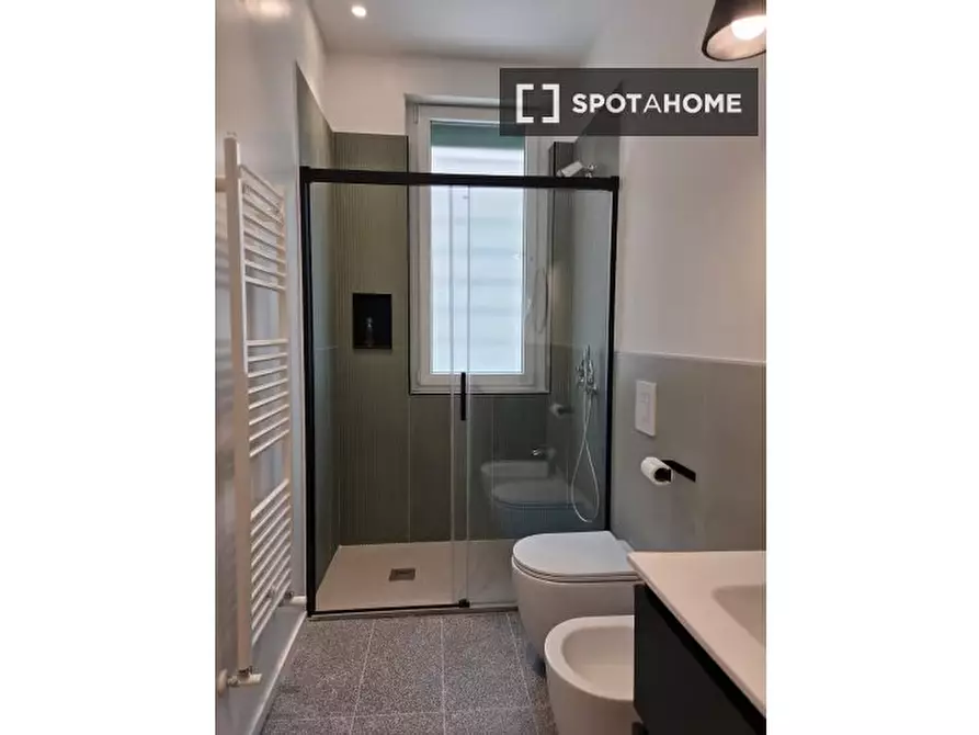 Immagine 15 di Appartamento in affitto  in Via Satrico a Roma