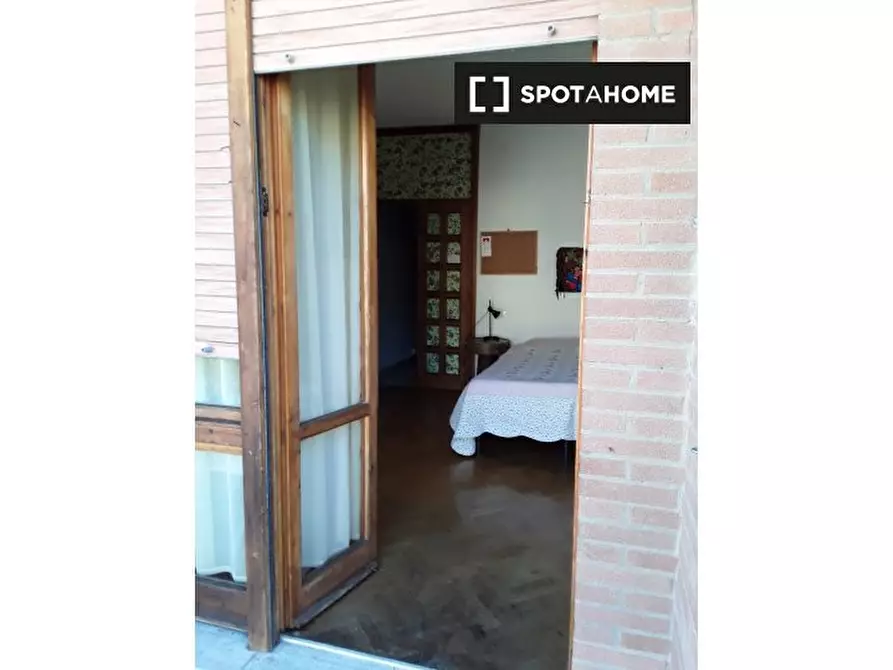 Immagine 6 di Camera condivisa in affitto  in Via del Beato Egidio a Perugia