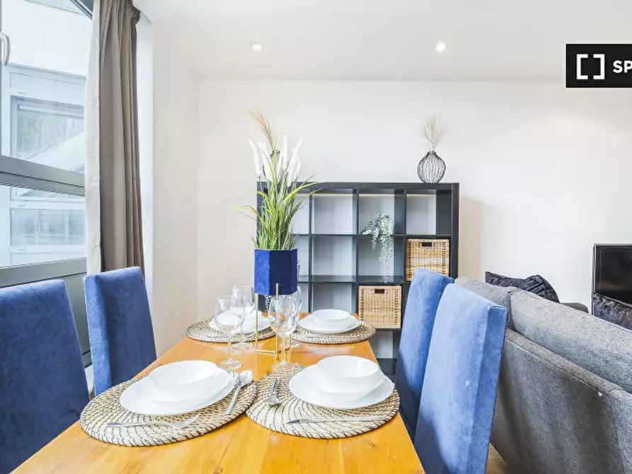 Immagine 2 di Appartamento in affitto  in New Park Rd a Lambeth