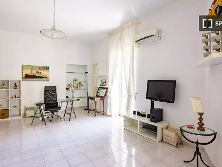 Immagine 5 di Appartamento in affitto  in Vico I Gravina a Napoli