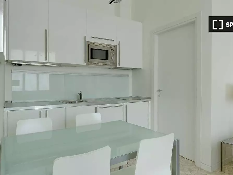 Immagine 5 di Appartamento in affitto  in Via Giovanni Battista Pergolesi a Milano