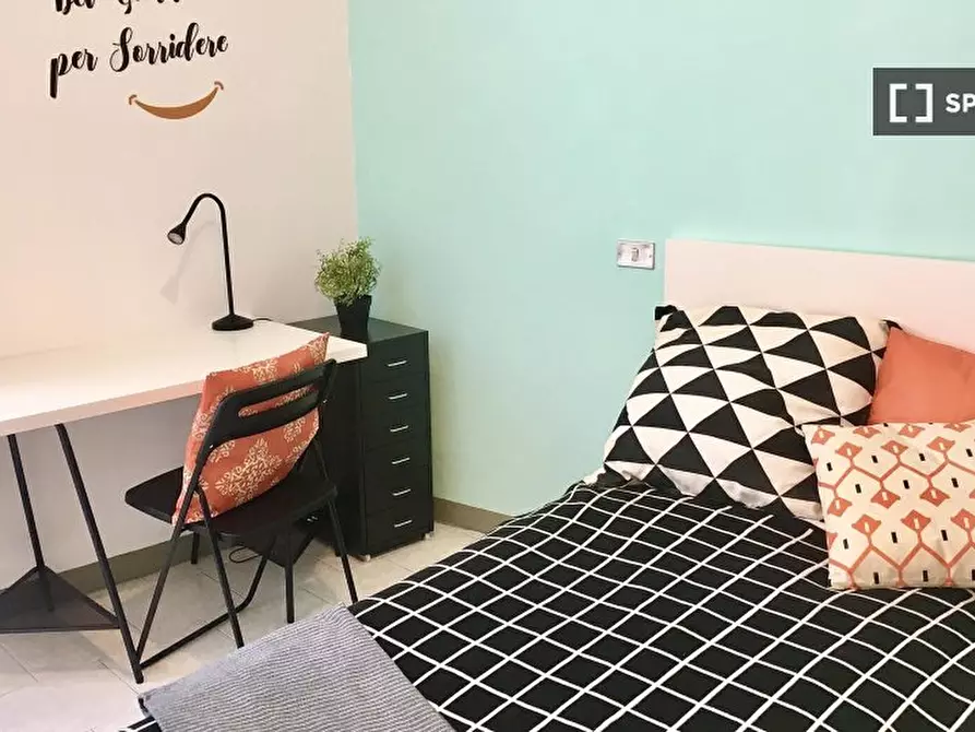 Immagine 4 di Camera condivisa in affitto  in Via del Ponte Rosso a Firenze