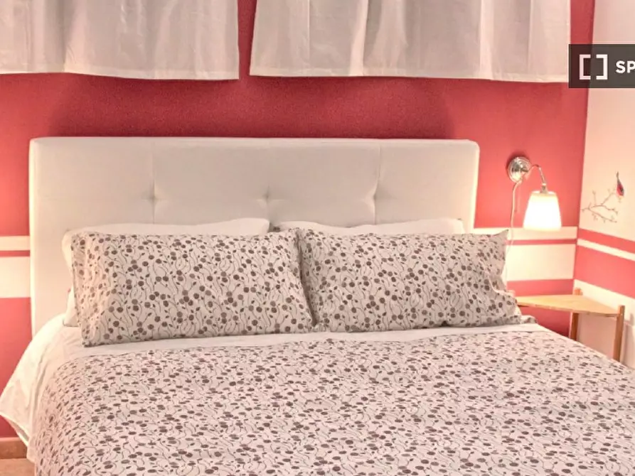 Immagine 13 di Appartamento in affitto  in Via di S. Martino Ai Monti a Roma