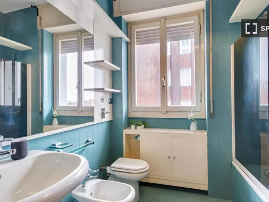 Immagine 6 di Camera condivisa in affitto  in Viale Evaristo Stefini a Milano