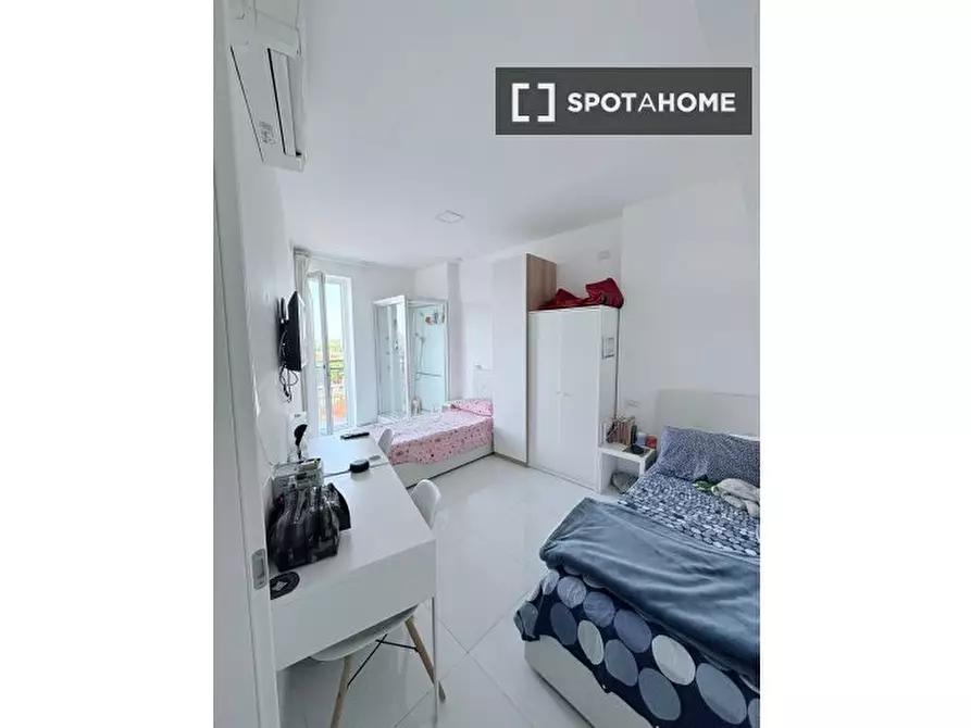 Immagine 6 di Appartamento in affitto  in Via Cesare de Lollis a Roma