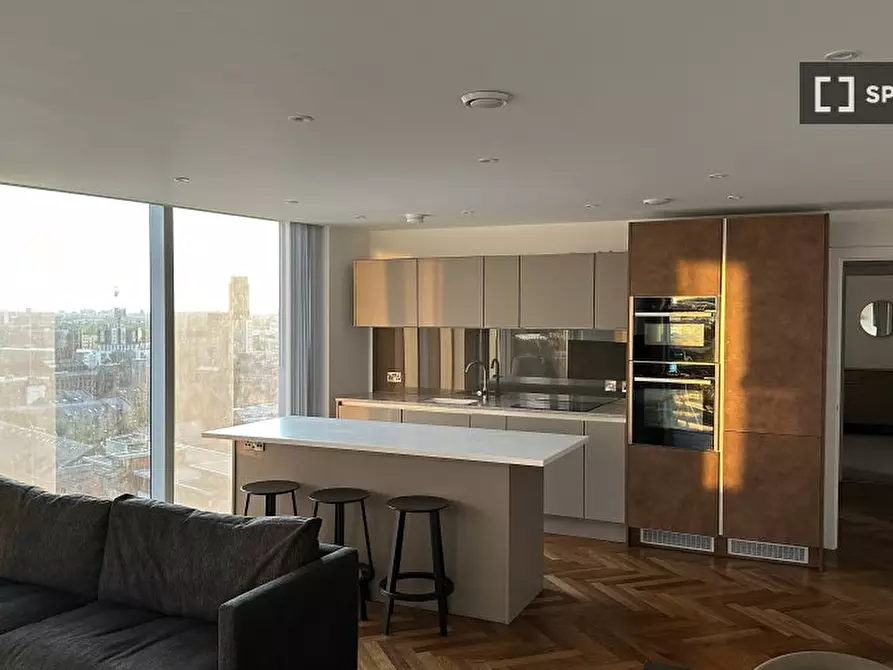 Immagine 2 di Appartamento in affitto  in Deansgate a Manchester