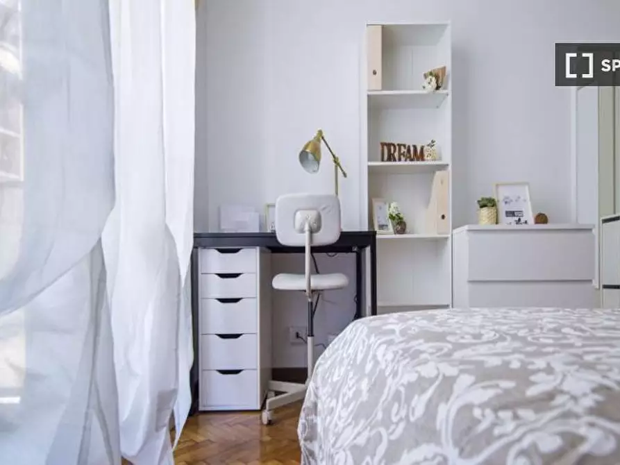 Immagine 9 di Camera condivisa in affitto  in Viale Legioni Romane Milan a Milano