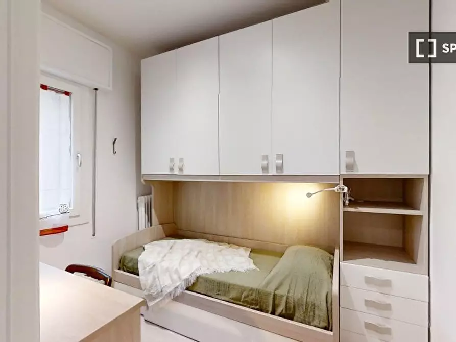 Immagine 1 di Camera condivisa in affitto  in VIA Algarotti a Padova