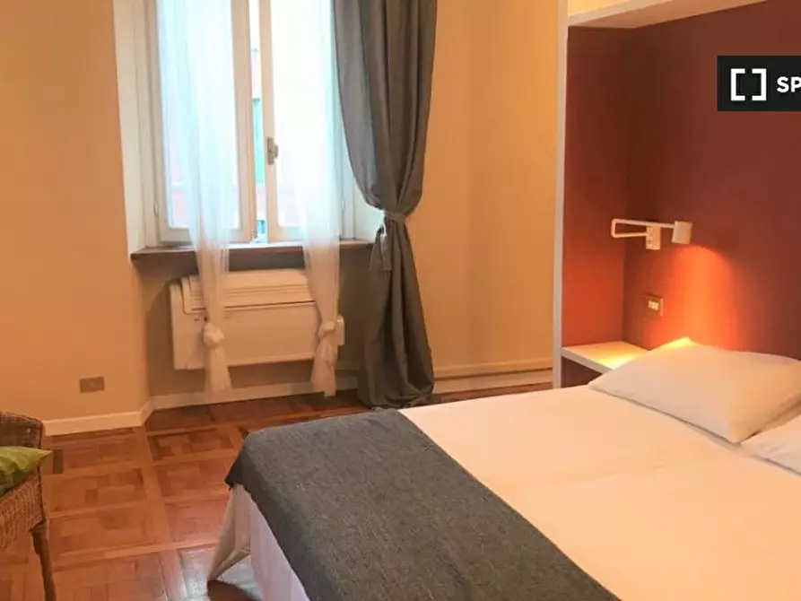 Immagine 13 di Appartamento in affitto  in Via Meravigli a Milano