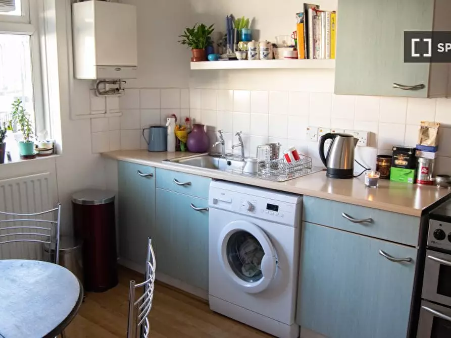 Immagine 13 di Appartamento in affitto  in Pigott St a Poplar