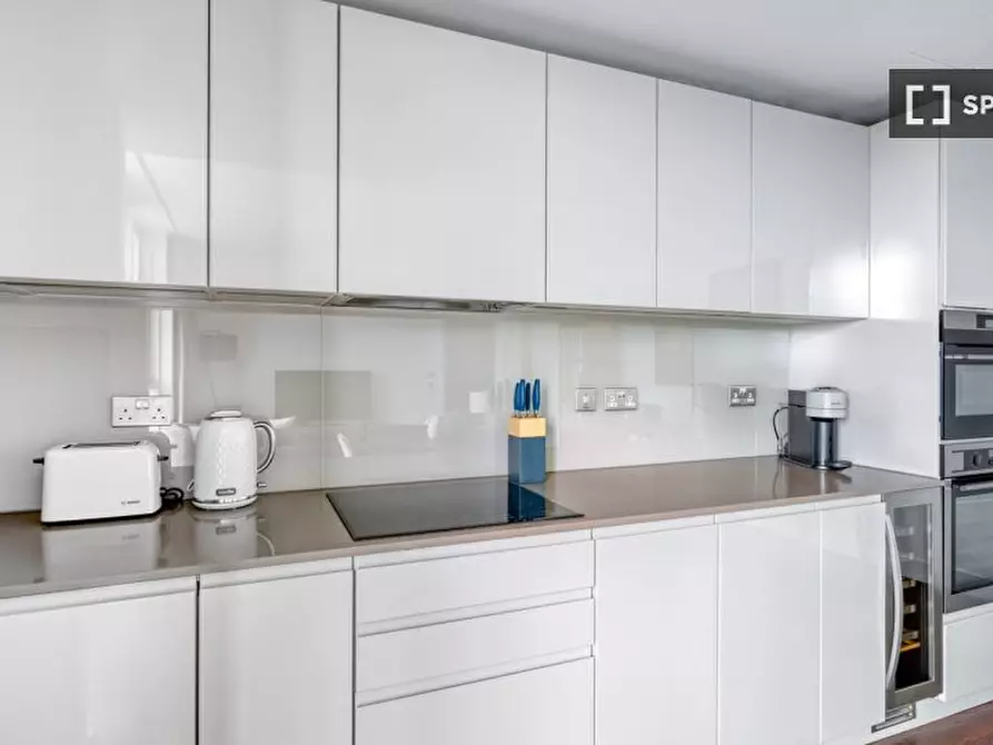 Immagine 4 di Appartamento in affitto  in Wandsworth Rd a Lambeth
