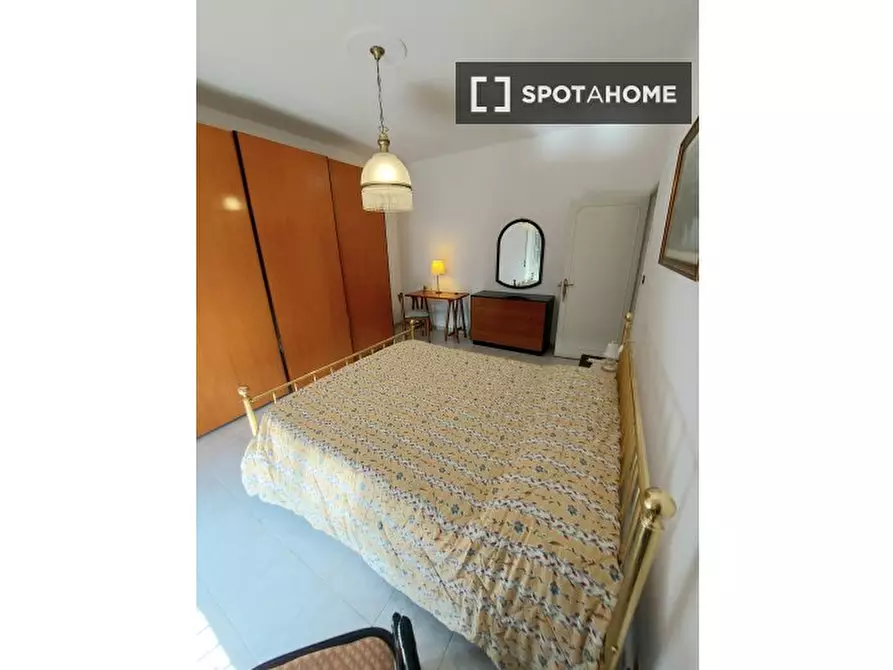 Immagine 2 di Camera condivisa in affitto  in Via Matteo Tassi a Perugia