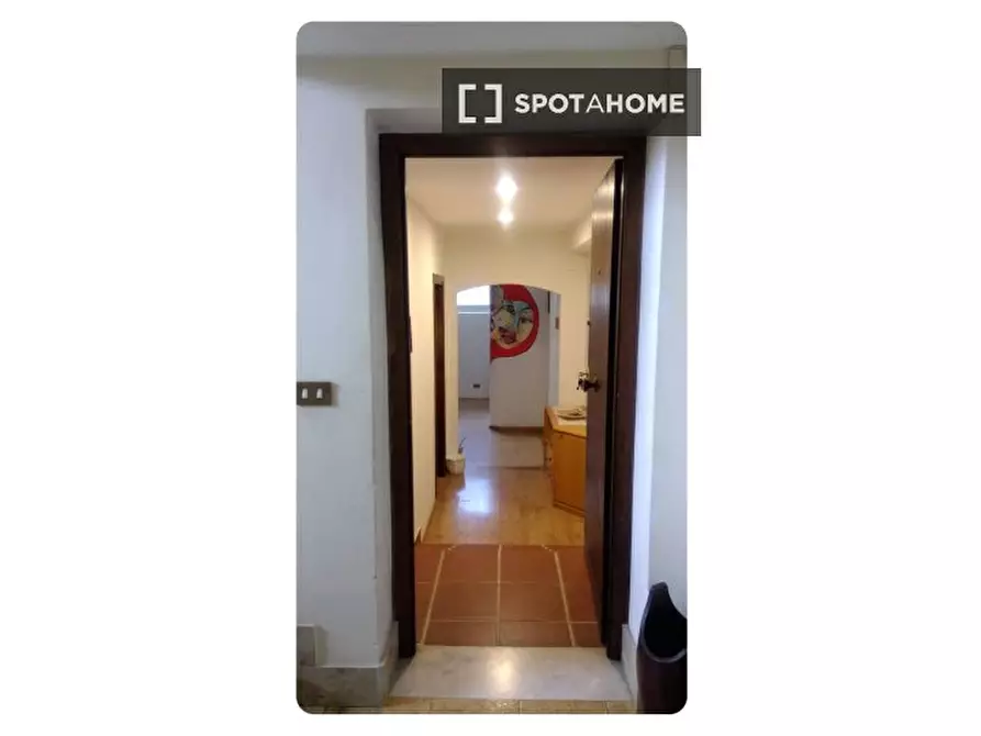 Immagine 9 di Appartamento in affitto  in Via Borutta a Roma