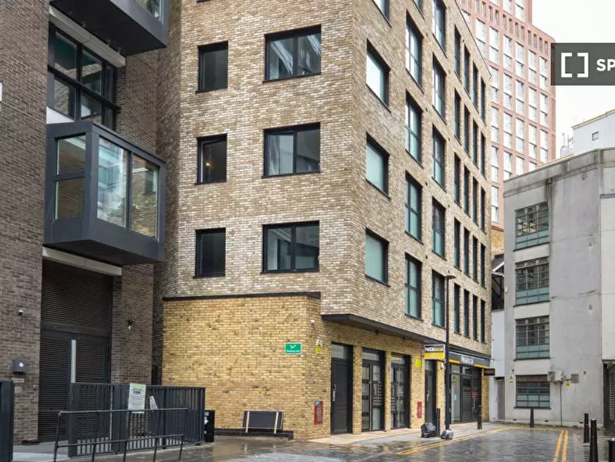 Immagine 18 di Appartamento in affitto  in Buckle St a Poplar