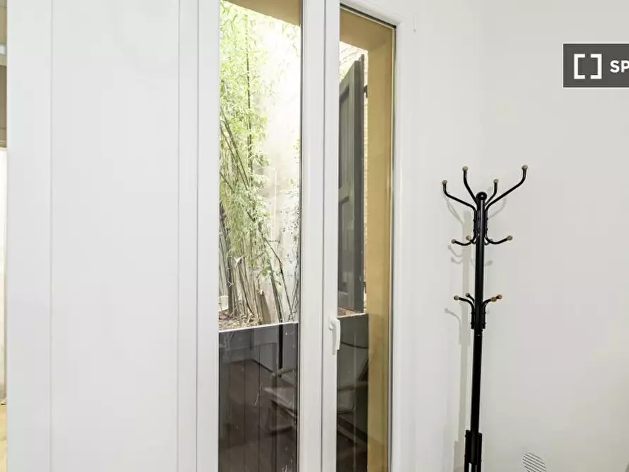 Immagine 2 di Ufficio in affitto  in Via dell'Oro a Bologna