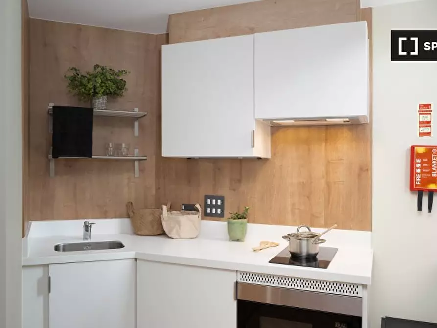 Immagine 4 di Ufficio in affitto  in Fieldgate St a Poplar